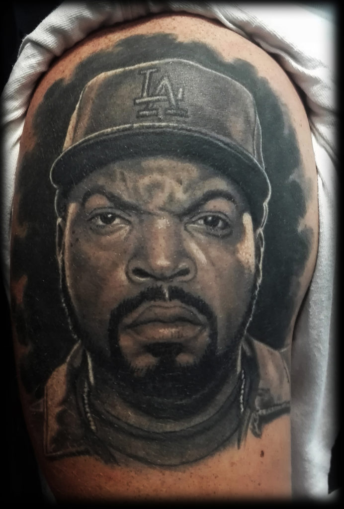 72. Ice cube portré hip-hop tetoválás
